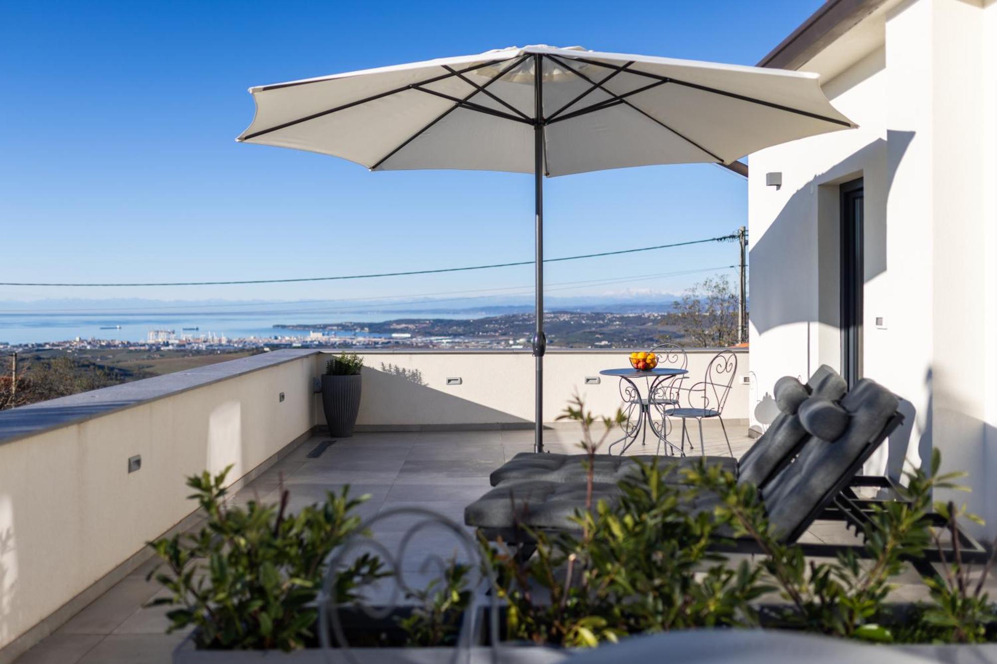 Stok - Rooms, Wine & Restaurant - Marezige, Koper Ngoại thất bức ảnh
