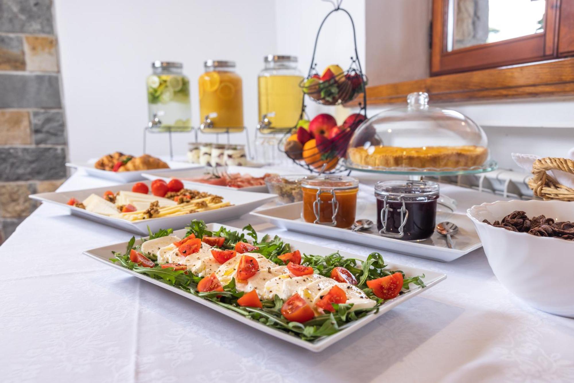 Stok - Rooms, Wine & Restaurant - Marezige, Koper Ngoại thất bức ảnh